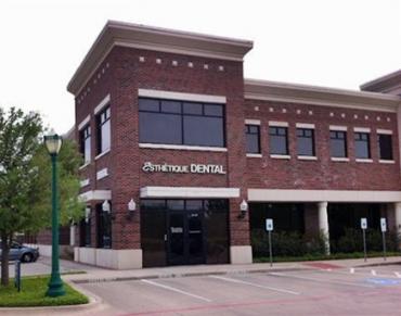 Esthetique Dental